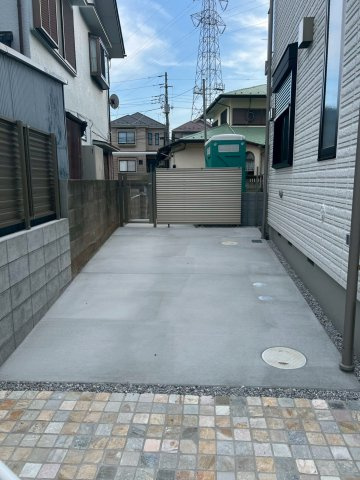 西野川４丁目ヘーベルハウスの駐車場