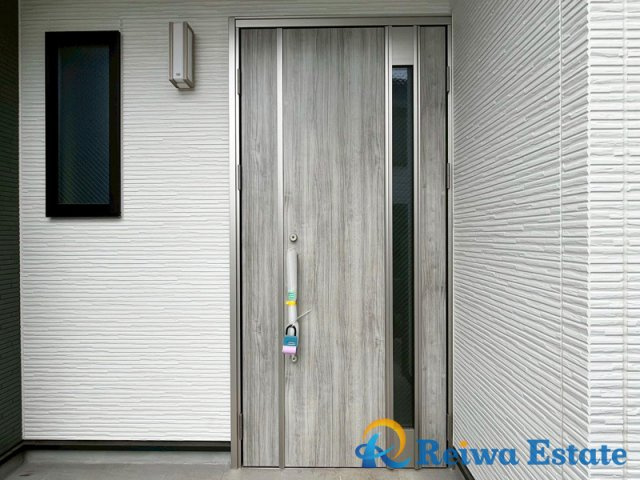 新築戸建　茅ヶ崎市松林2丁目の玄関