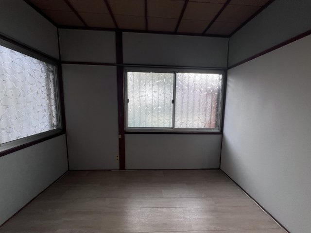 藤が丘貸家の寝室