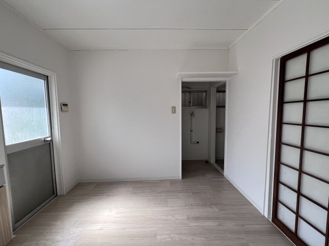 藤が丘貸家の居間・リビング