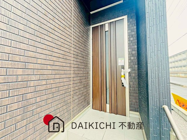 【玄関】 | 桶川市上日出谷南4期　GRAFARE　新築戸建　全3棟　1号棟
