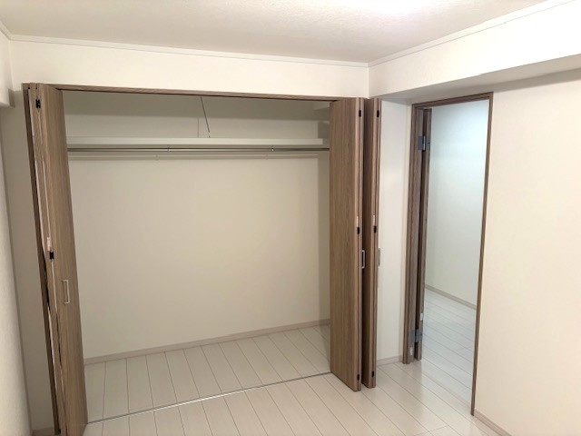地下鉄『椥辻』駅徒歩５分★南東向き★３LＤＫ★リフォーム完了につき即入居ＯＫ★山科セントラルハイツの洋室|洋室