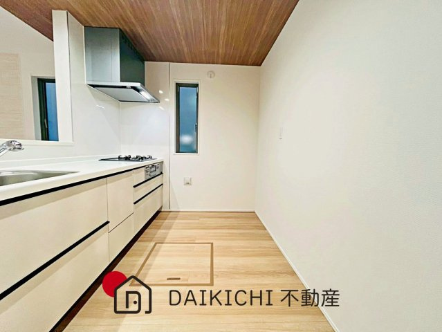 【キッチン】 | 桶川市上日出谷南4期　GRAFARE　新築戸建　全3棟　2号棟