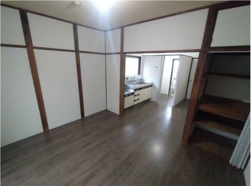 上六万寺　中古戸建の内装