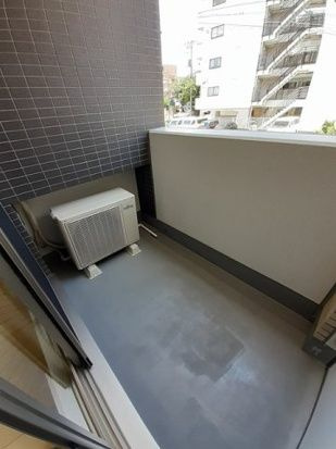 ＭＩ．ＴＯＫＩＷＡのバルコニー