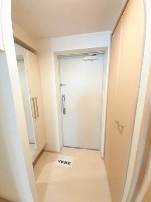 ＭＩ．ＴＯＫＩＷＡの玄関