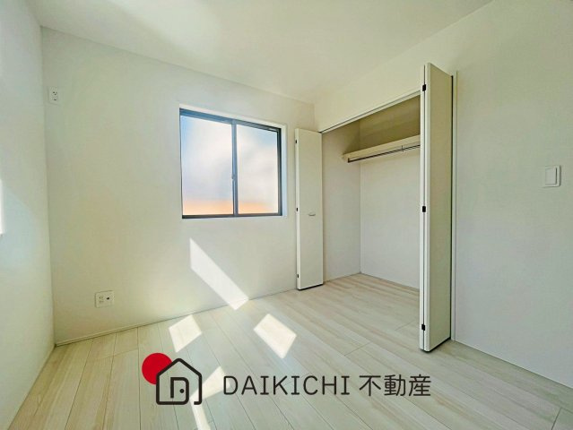 【洋室】 | 桶川市上日出谷南4期　GRAFARE　新築戸建　全3棟　3号棟