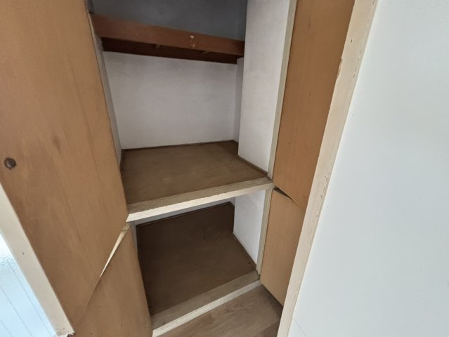 焼津市東小川２丁目のアパートの収納