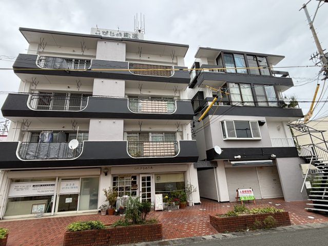 焼津市東小川２丁目のアパートの外観