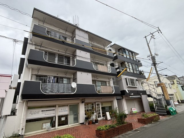 焼津市東小川２丁目のアパートの外観