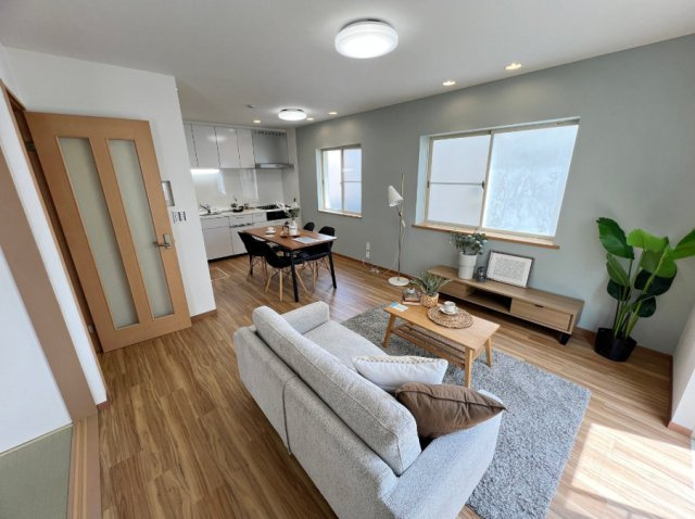 新座市片山3丁目　土地30坪超　フルリフォーム住宅