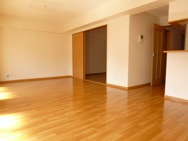 シャン・ド・フルールの居間・リビング