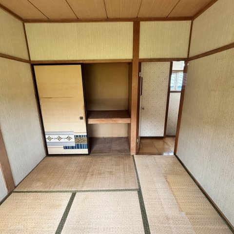 室蘭市絵鞆町3丁目6-8戸建の和室