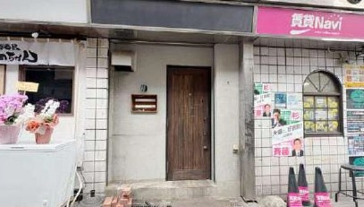 京橋プルトンビルの外観