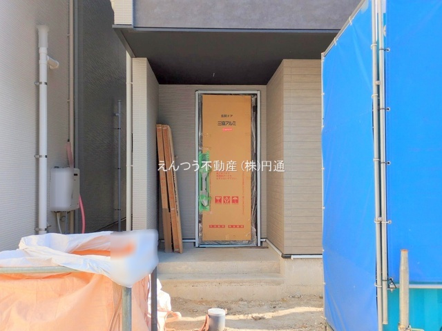 リガーレ柳原1期の玄関