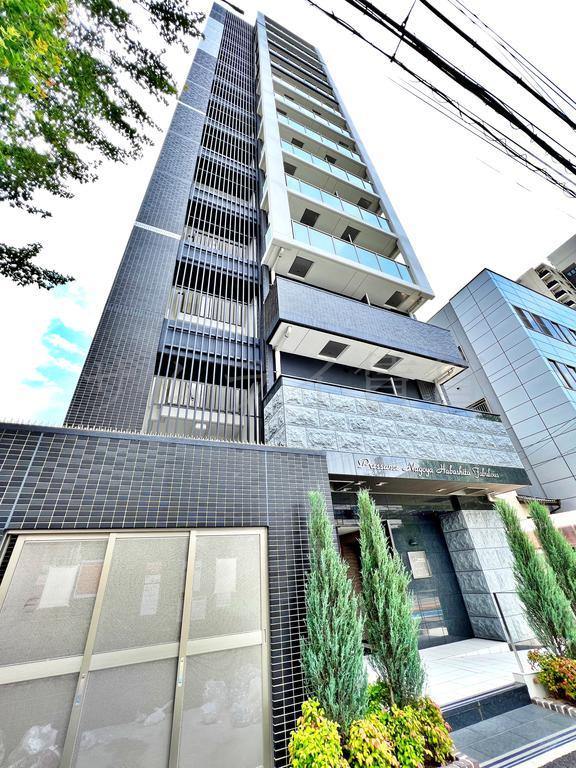 プレサンス名古屋幅下ファビュラスの外観