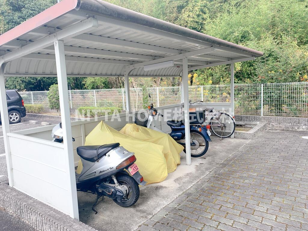 サニーハウス城西のその他共用部分|ご家族の自転車をとめていただけます◎