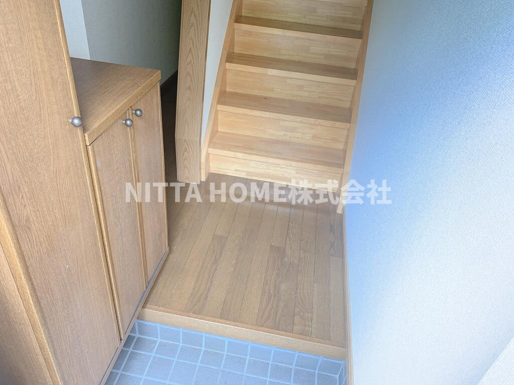 サニーハウス城西の玄関|大きなシューズボックスで家族連れでも安心☆彡