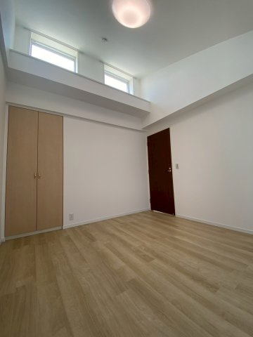 クイーンズフィールドひばりが丘ガーデンテの洋室