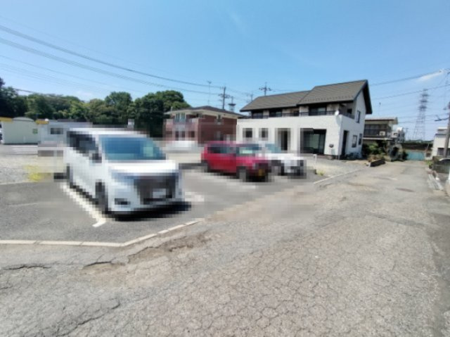スカイメゾンTAの駐車場|駐車場があるので、車を買う予定の方も安心です