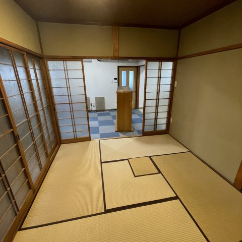 登別市登別東町4丁目17-9の和室