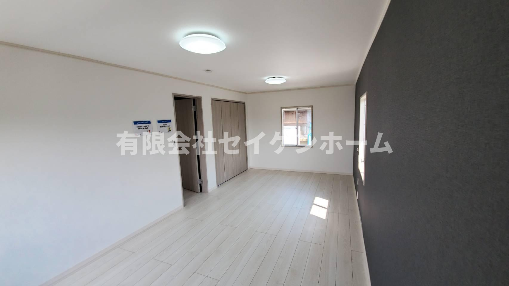 深谷市高島　中古戸建　リフォーム済の玄関