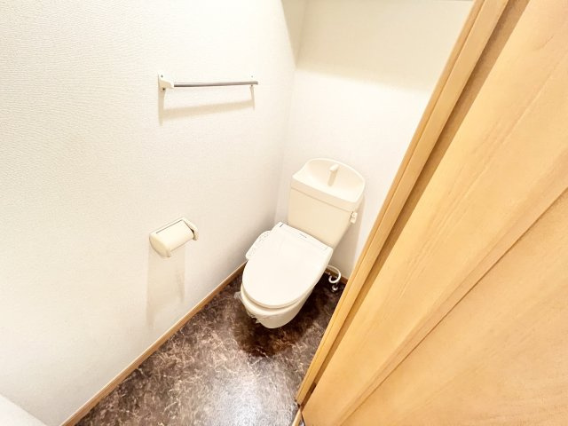パル・フレッサのトイレ|※別部屋参考写真