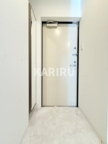 ART Tennoujiの玄関