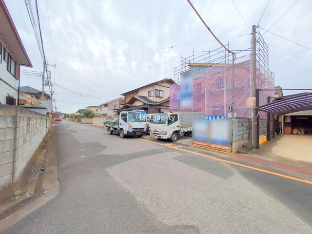 古河市緑町第2　新築戸建　の前面道路含む現地写真
