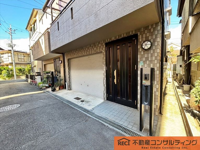 西宮市弓場町3-16の外観