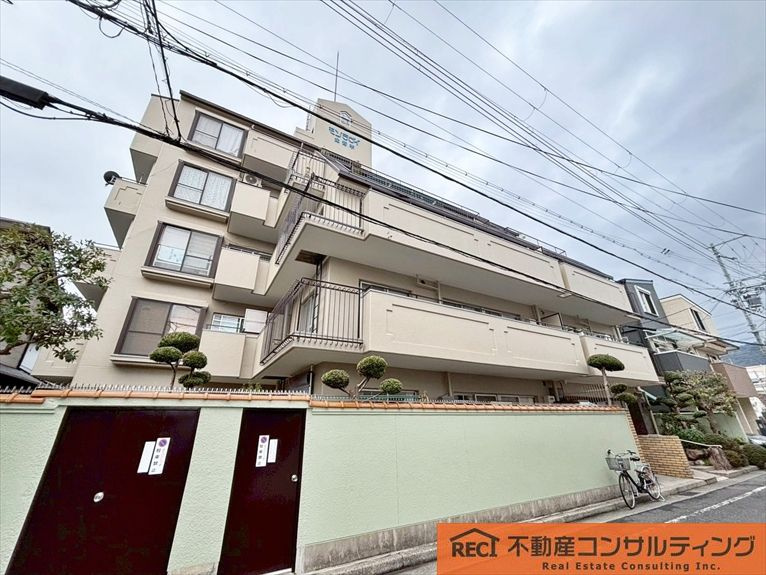 モンラヴィ北青木の外観