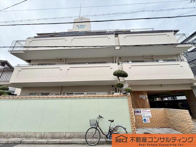 モンラヴィ北青木の外観