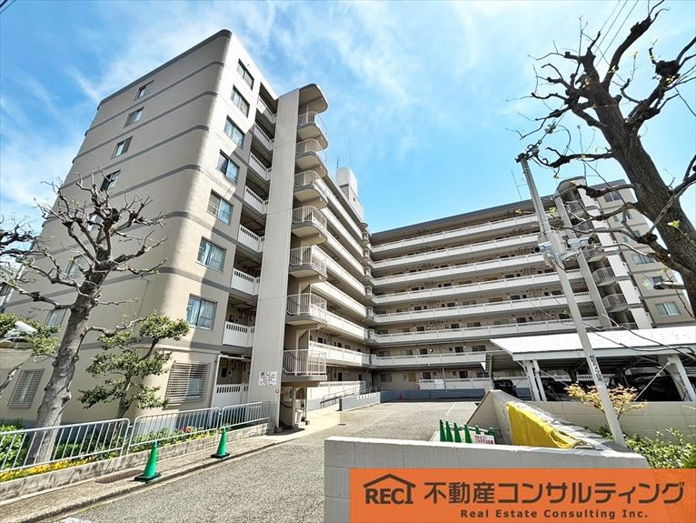 ファミール青木の外観