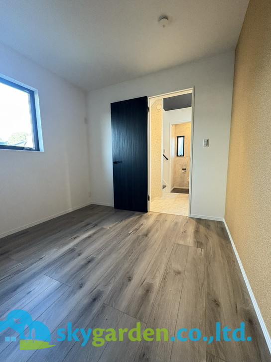 茅ヶ崎市高田1丁目　新築戸建　全1棟1号棟の洋室