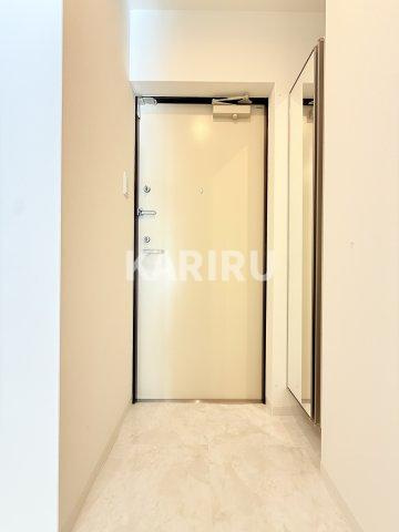 ART Tennoujiの玄関