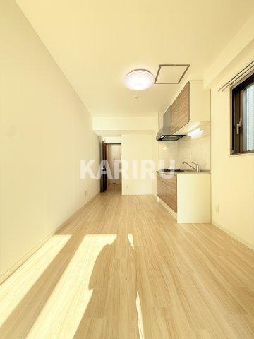 ART Tennoujiの居間・リビング