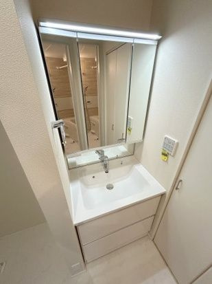 レジデンス柳壹南　リュウイチミナミの独立洗面台