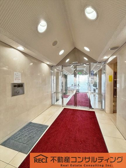 ヴィエント西宮のエントランス