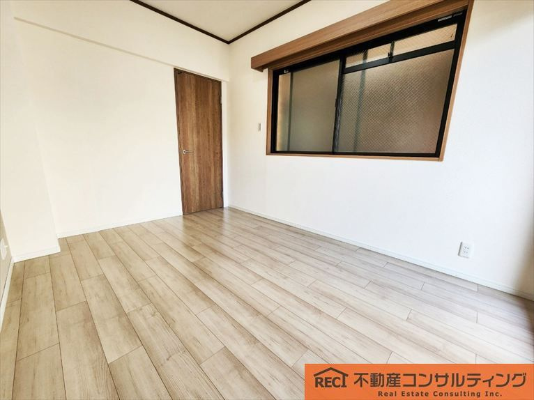 セレッソコート御影山手の洋室