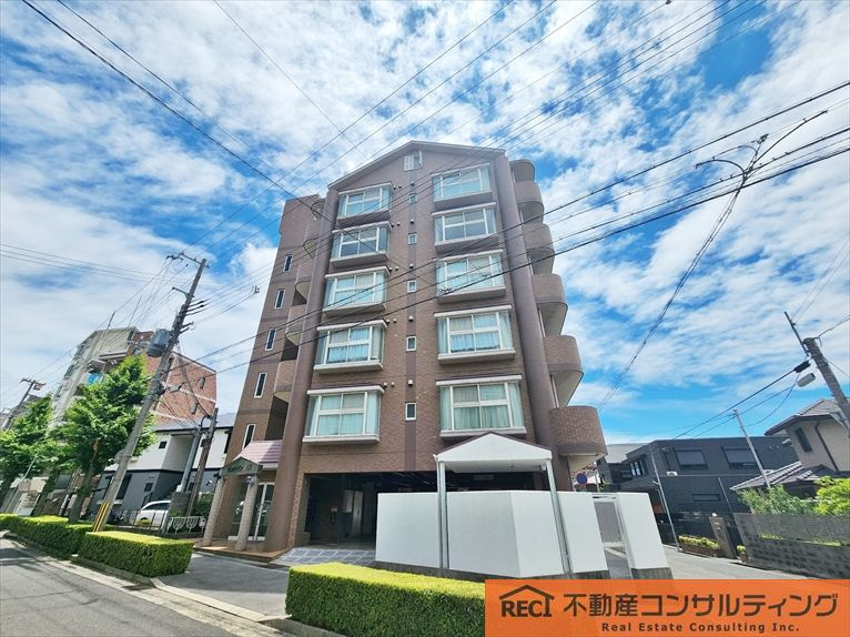 サンパイン御影の外観