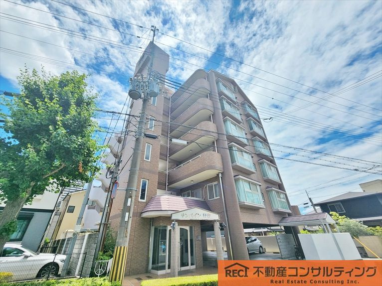 サンパイン御影の外観