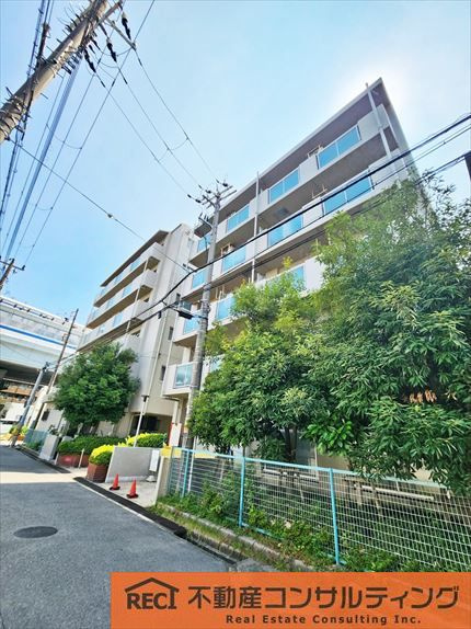 東灘サンハイツの外観