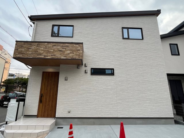 西大池２丁目　新築戸建の画像