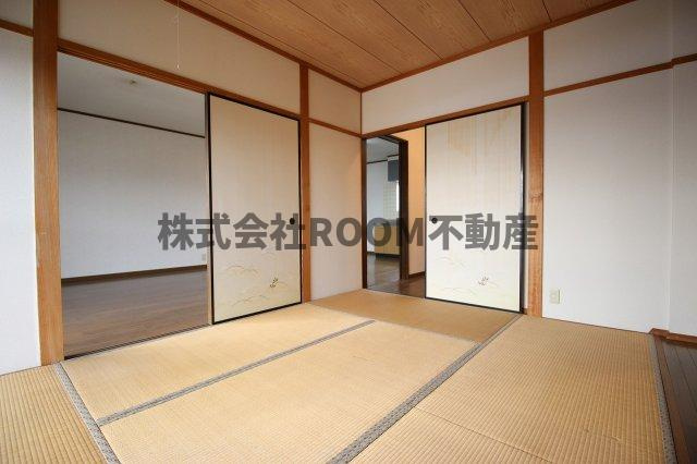 コーポクレサンサマムの和室|柔らかい畳が心地よい和室