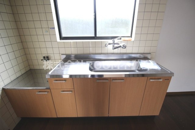 コーポクレサンサマムのキッチン