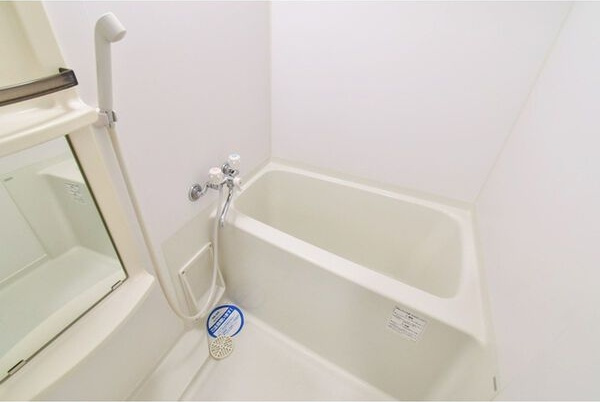 レジデンス名古屋千代田の浴室