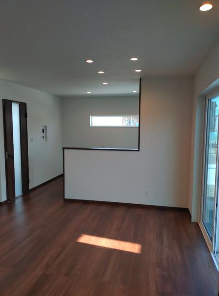 下柏町 2号地 建売未入居戸建の居間・リビング