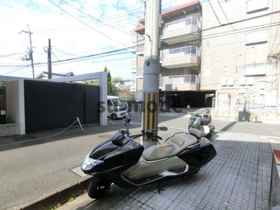 【駐車場】 | 第二メゾンいずみ