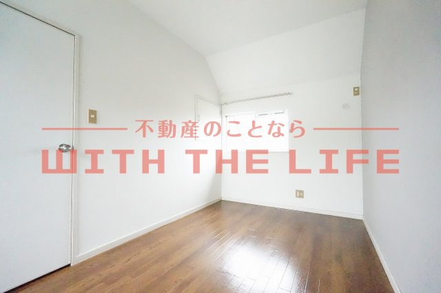 ガーデンタウン櫛原【10,000円キャッシュバック対象物件】の洋室|スタンダードな洋室です