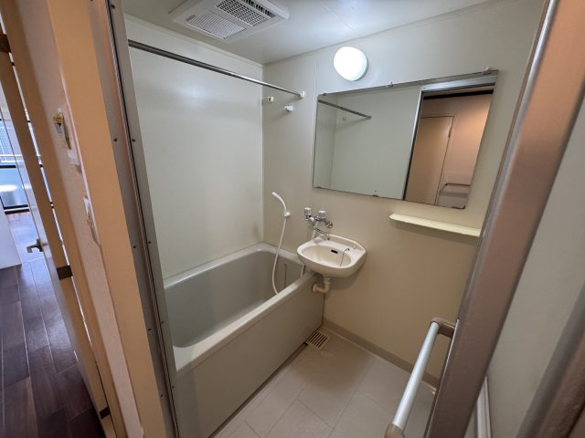 アメニティ・ノーブルの浴室